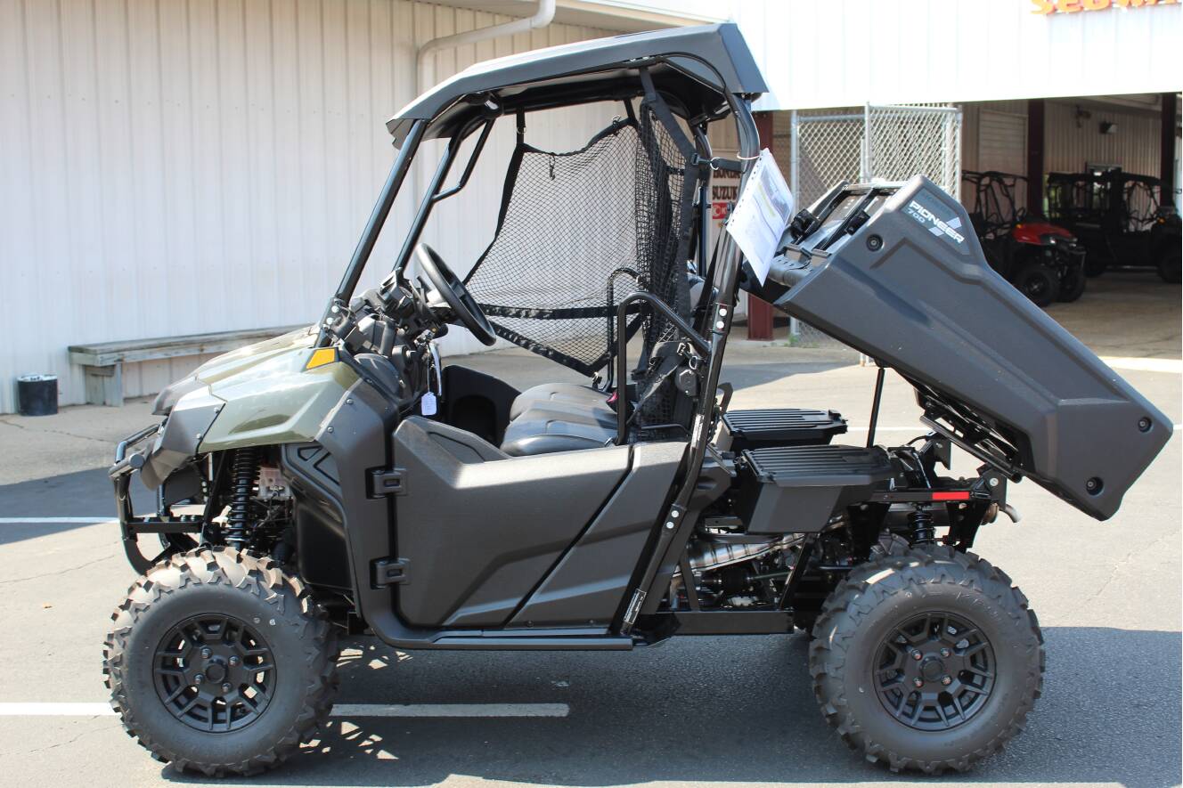 A photo of this 2026 Honda Pioneer 700 Deluxe