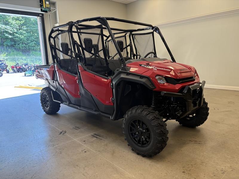2025 Honda Pioneer 1000-6 Deluxe Crew in pelham AL