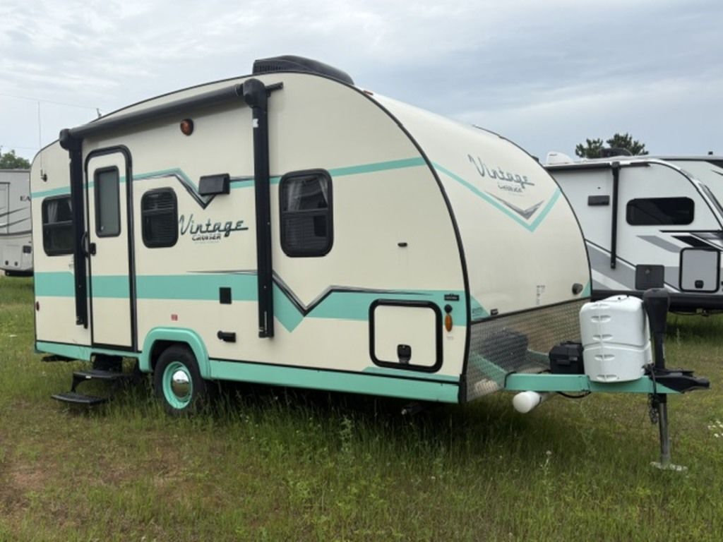 2018 Gulf Stream Vintage Cruiser 17RWD in quinnesec MI