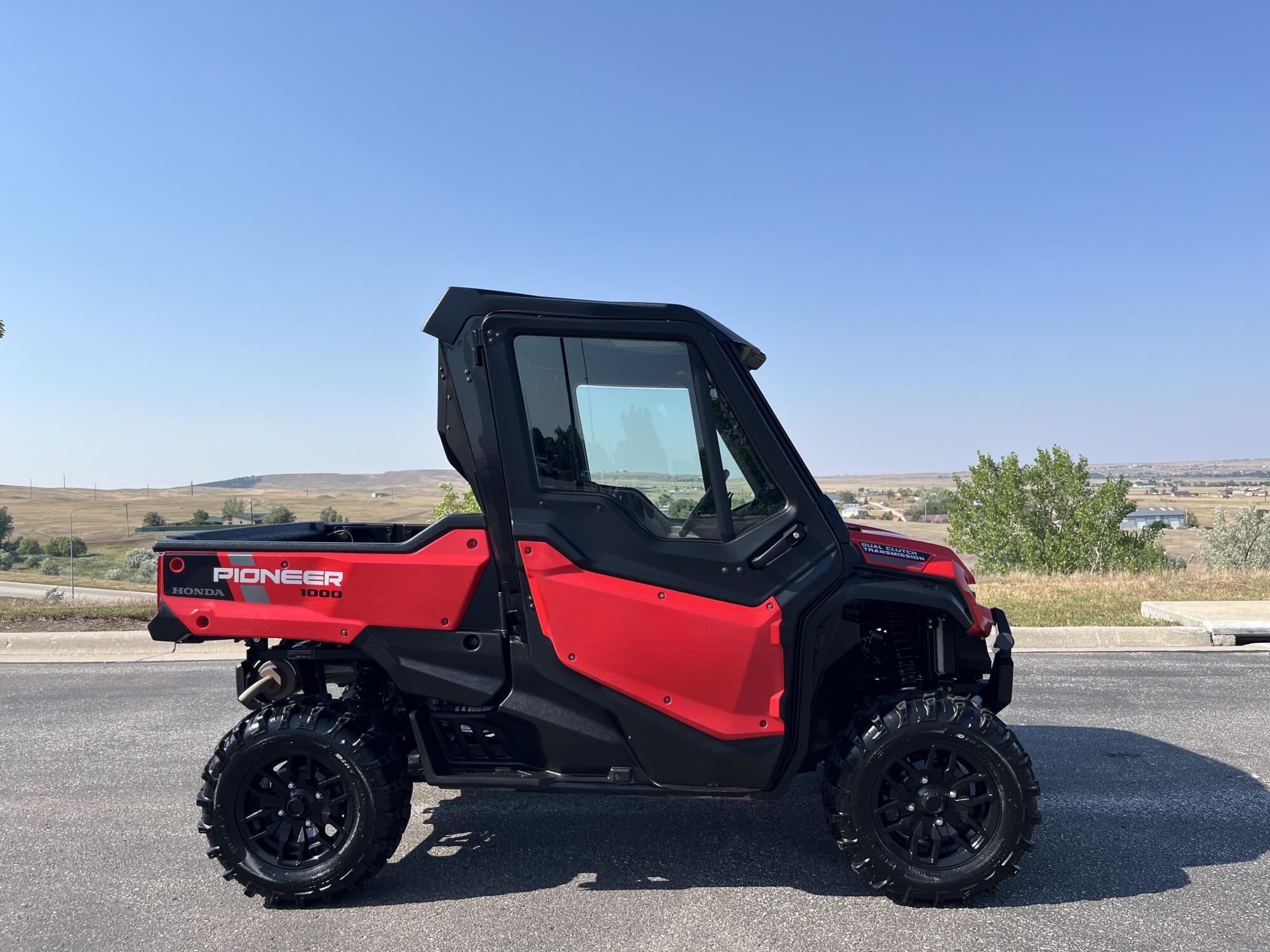 2022 Honda Pioneer 1000 Deluxe in rapid city SD
