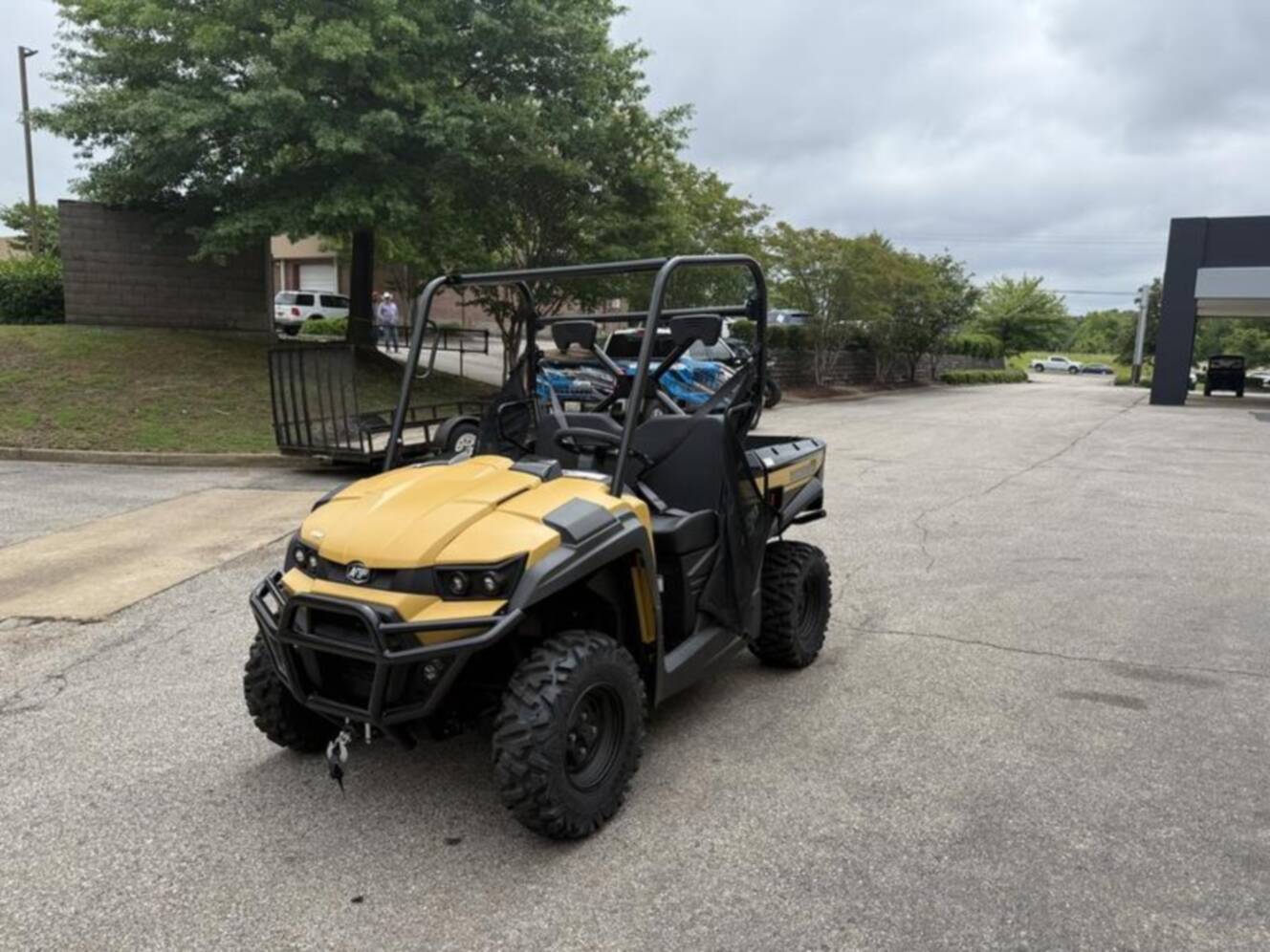 A photo of this 2024 Argo Magnum Pro 500 XTX