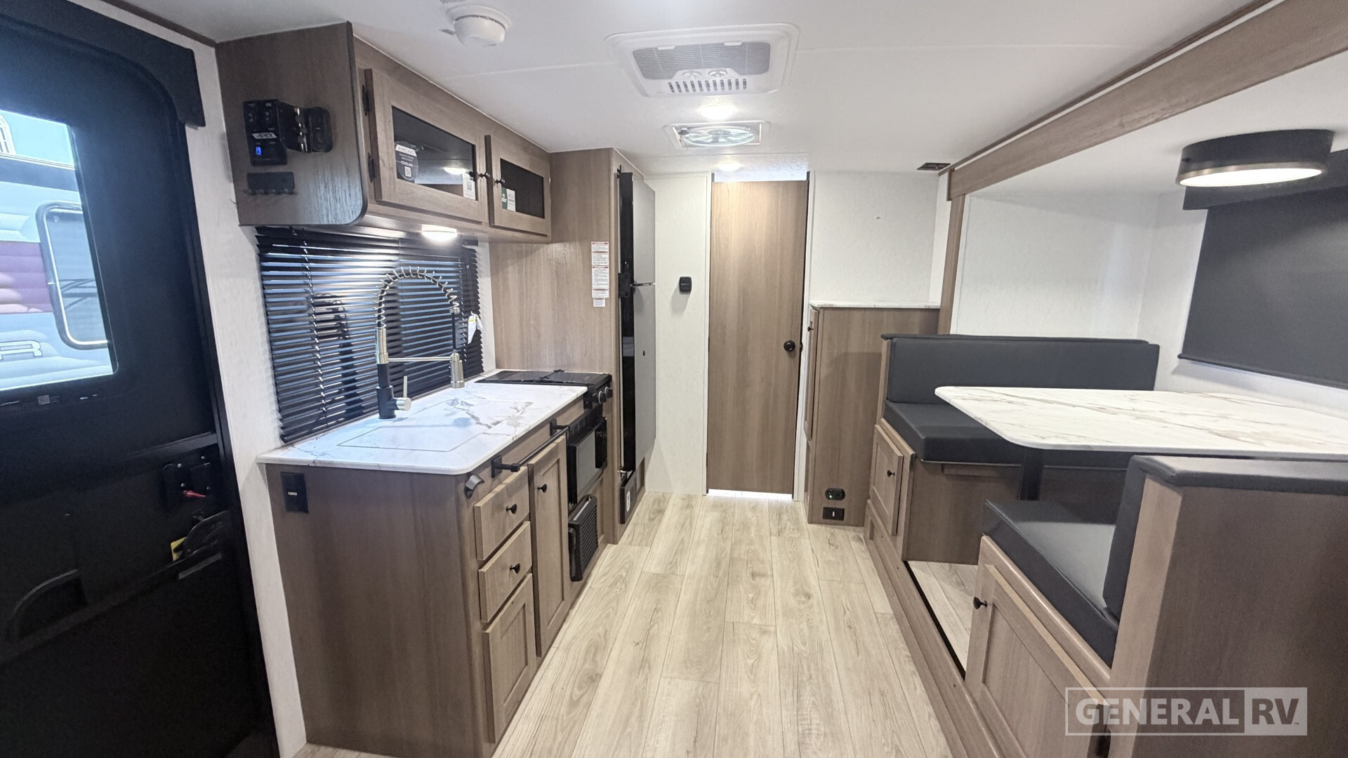 2026 Coachmen Apex Nano 203RBK in mesa AZ