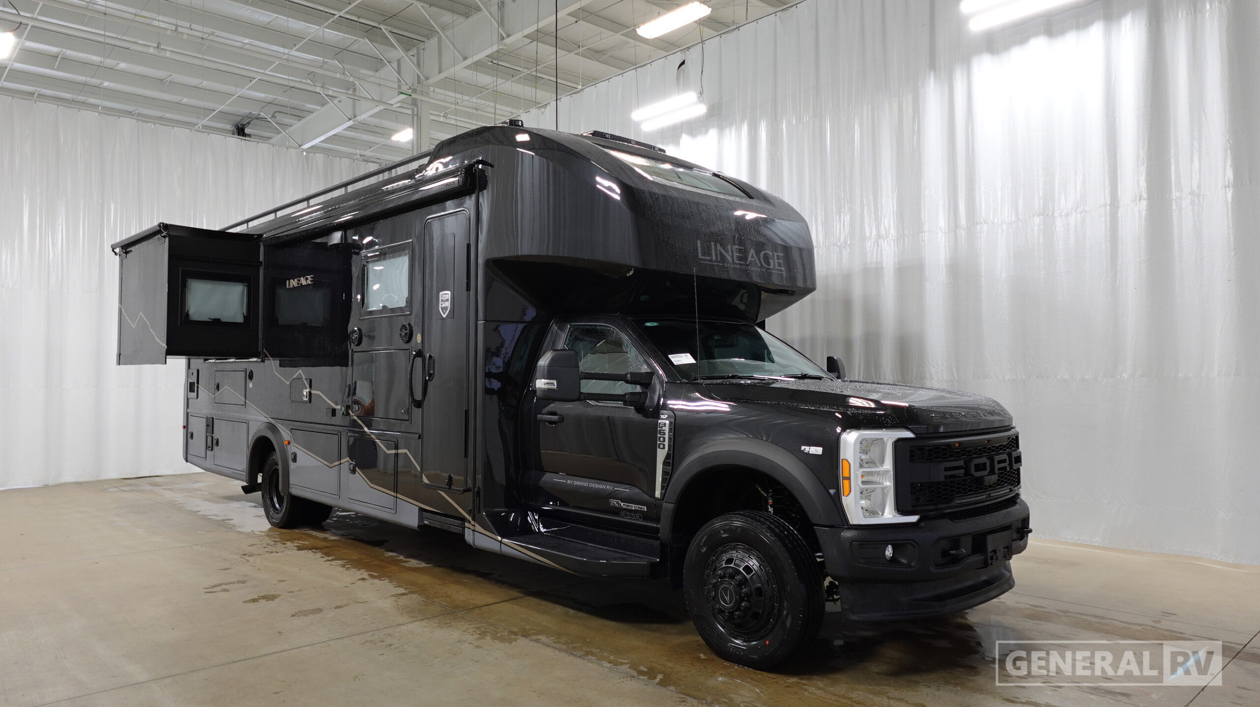 2027 Grand Design LINEAGE SERIES F 31ZW Super C RV