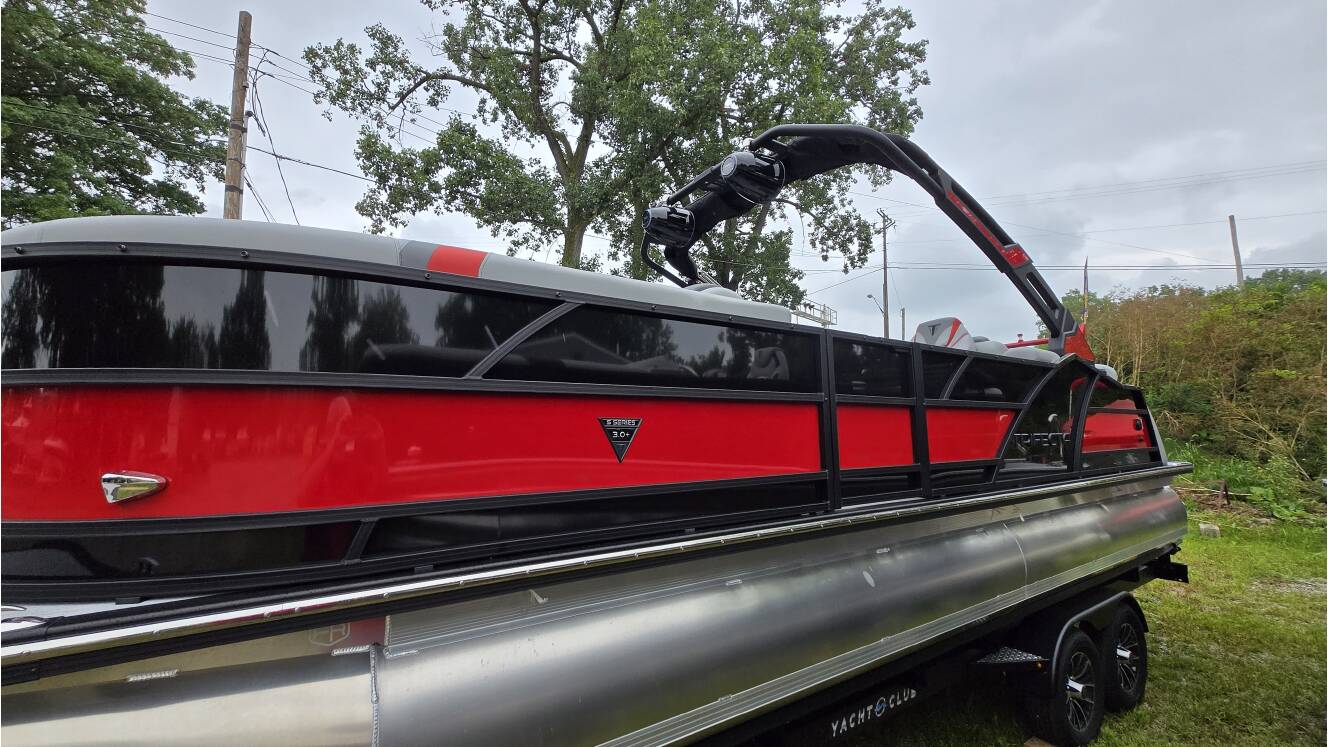 A photo of this 2027 Trifecta 25RF SS w/425HP Mercury