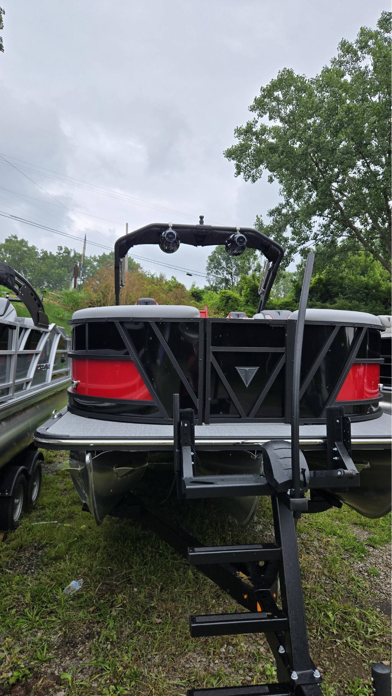 A photo of this 2027 Trifecta 25RF SS w/425HP Mercury