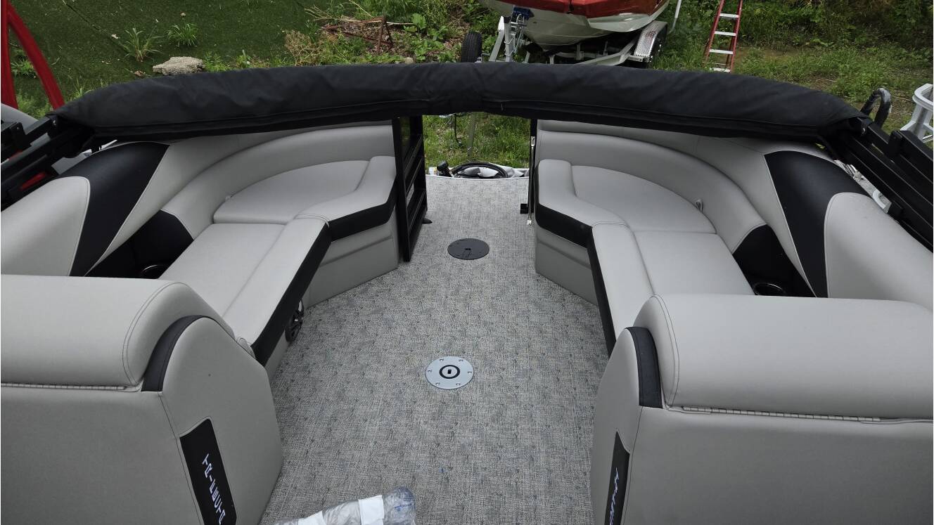 A photo of this 2027 Trifecta 24RF LE