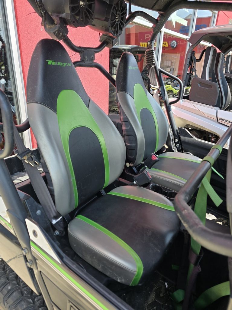 Used 2019 Kawasaki Teryx 4 Base For Sale in Wilmington, OH