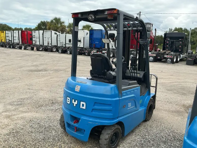 2020 BYD ECB25