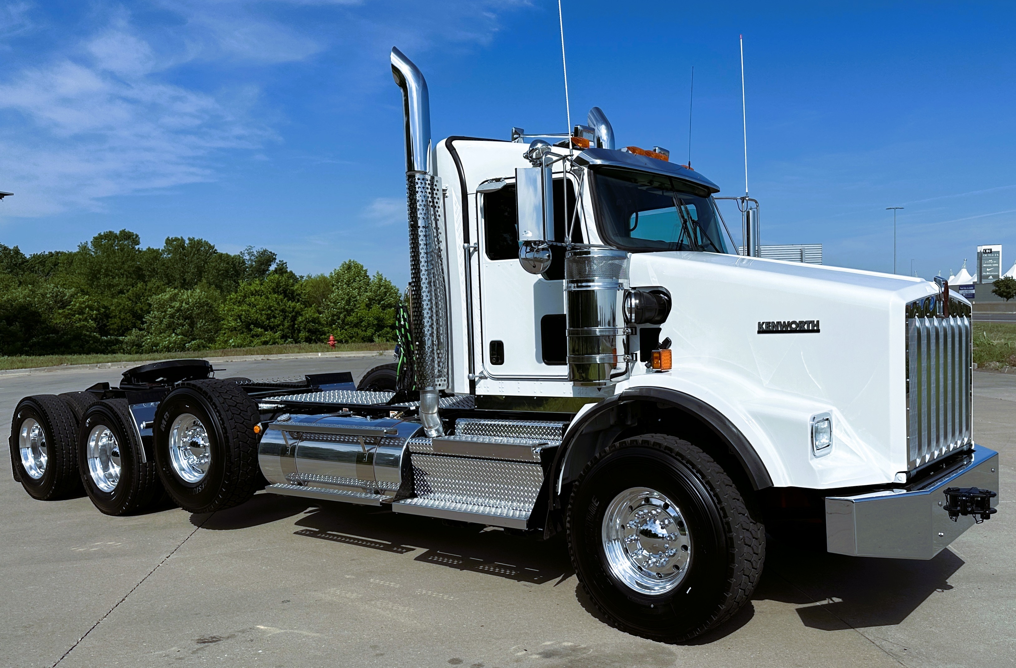 2027 KENWORTH T800 in Oklahoma City, OK