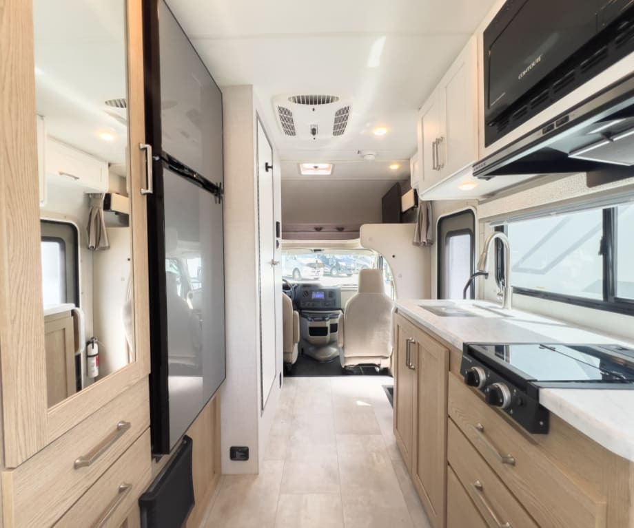 2026 Thor Motor Coach CHATEAU 19Z in fort myers FL