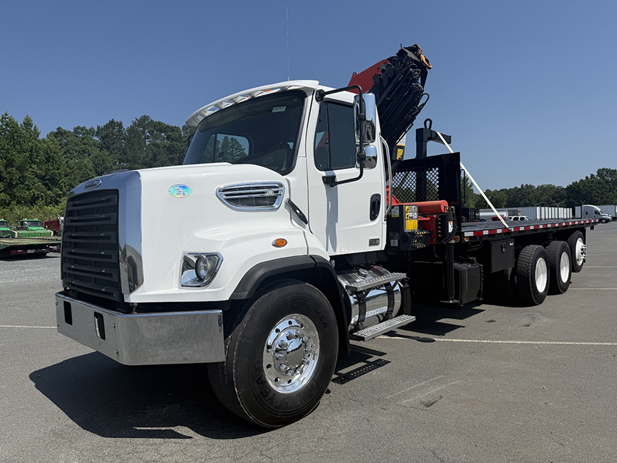 2017 FREIGHTLINER 108 SD in Weyers Cave, VA