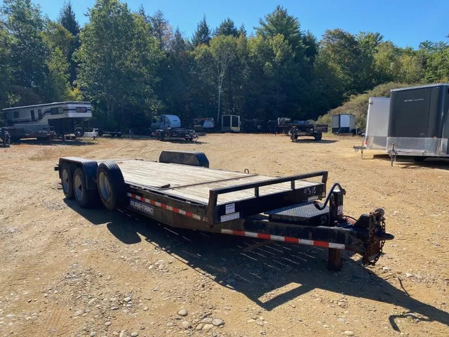 2020 SURE-TRAC 7X18+4 Powder Coated 16K Lowpro Partial Tilt Equip in Loudon, NH