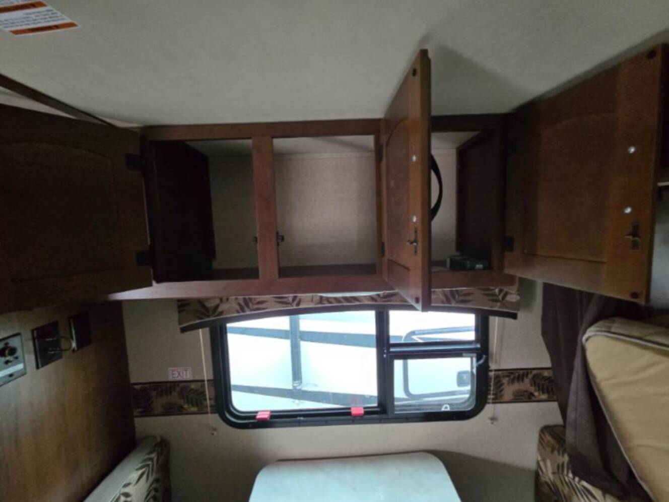 A photo of this 2015 Jayco Jay Feather Ultra Lite X17Z