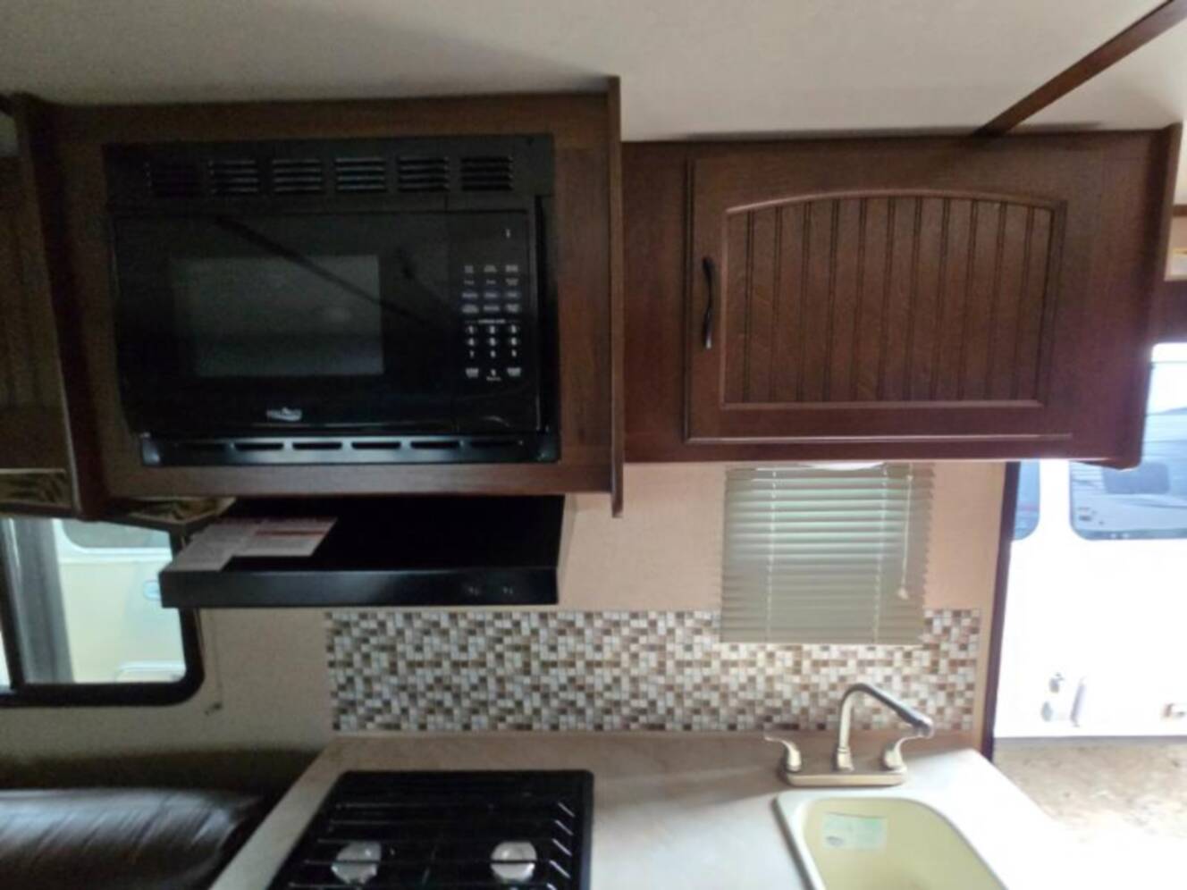 A photo of this 2015 Jayco Jay Feather Ultra Lite X17Z