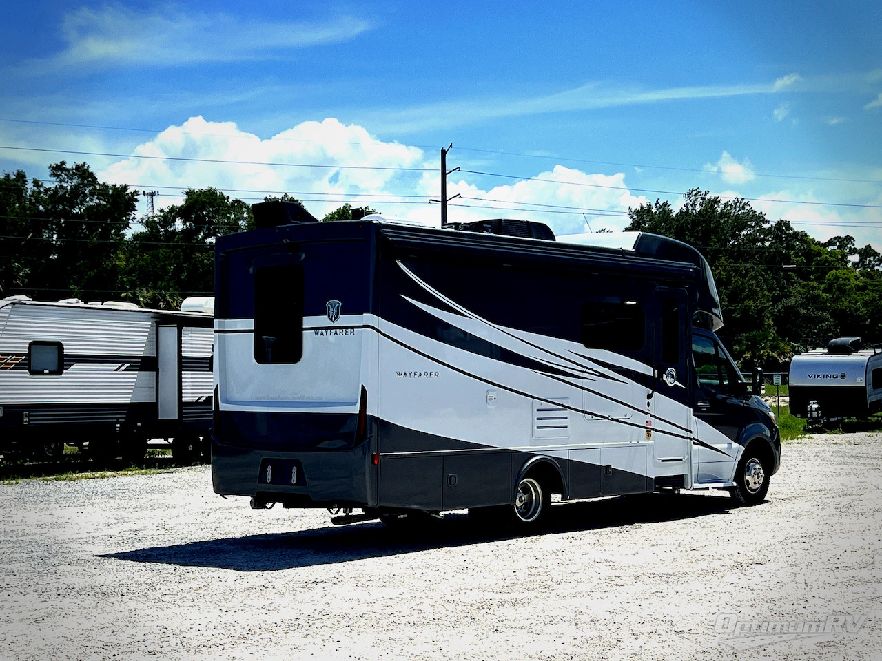 2023 Tiffin Wayfarer 25RW in mims FL
