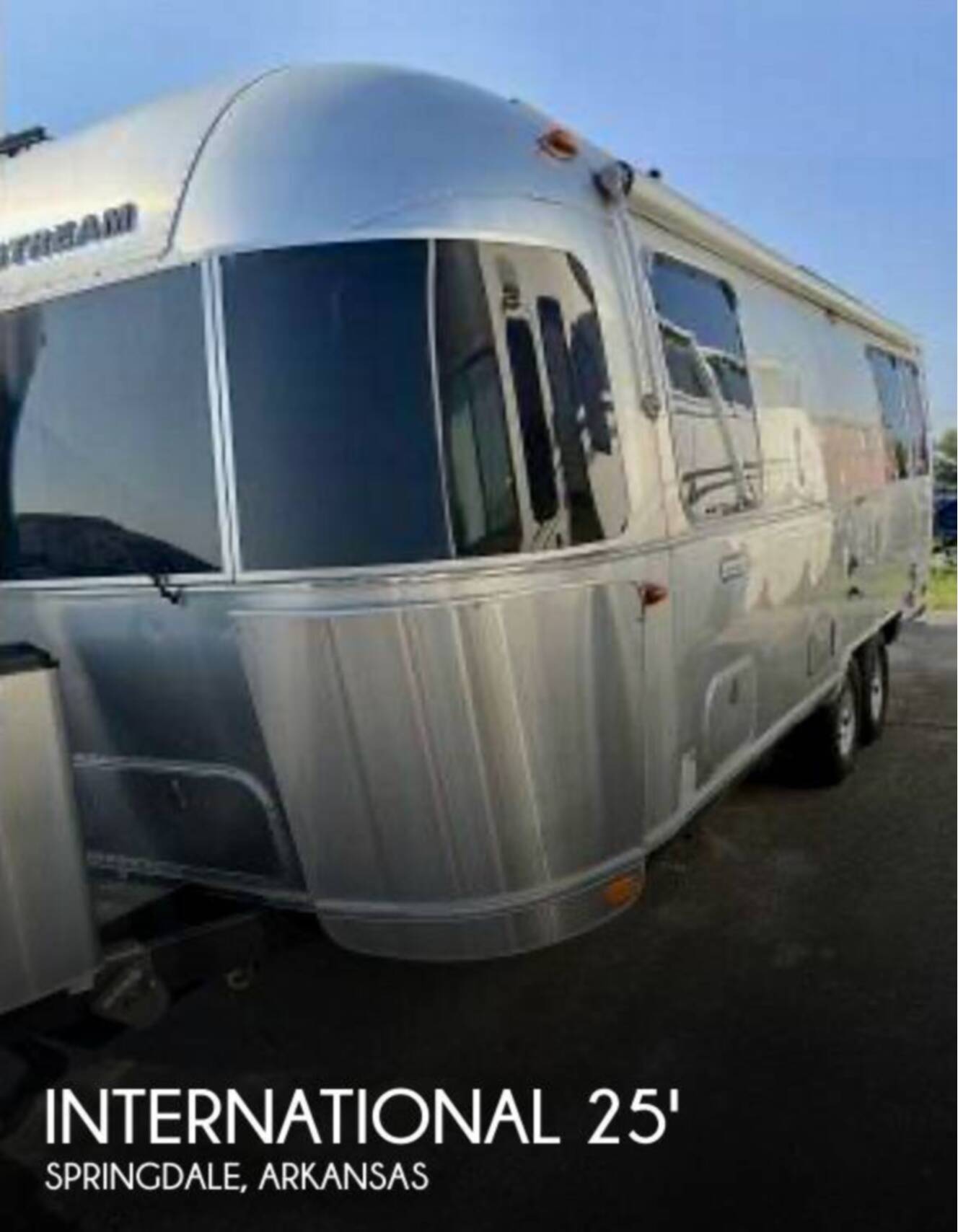 A photo of this 2023 Airstream International 25FB Twin