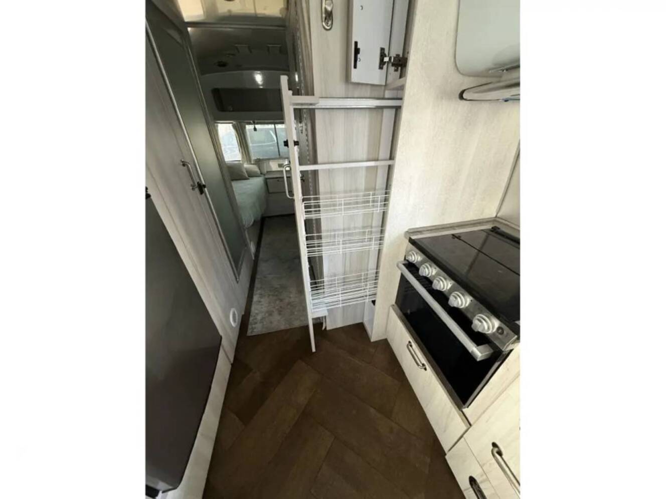 A photo of this 2023 Airstream International 25FB Twin
