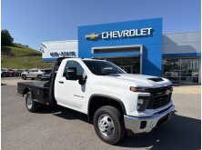 Commercial Trucks with the Highest Towing and Payload Capacities image