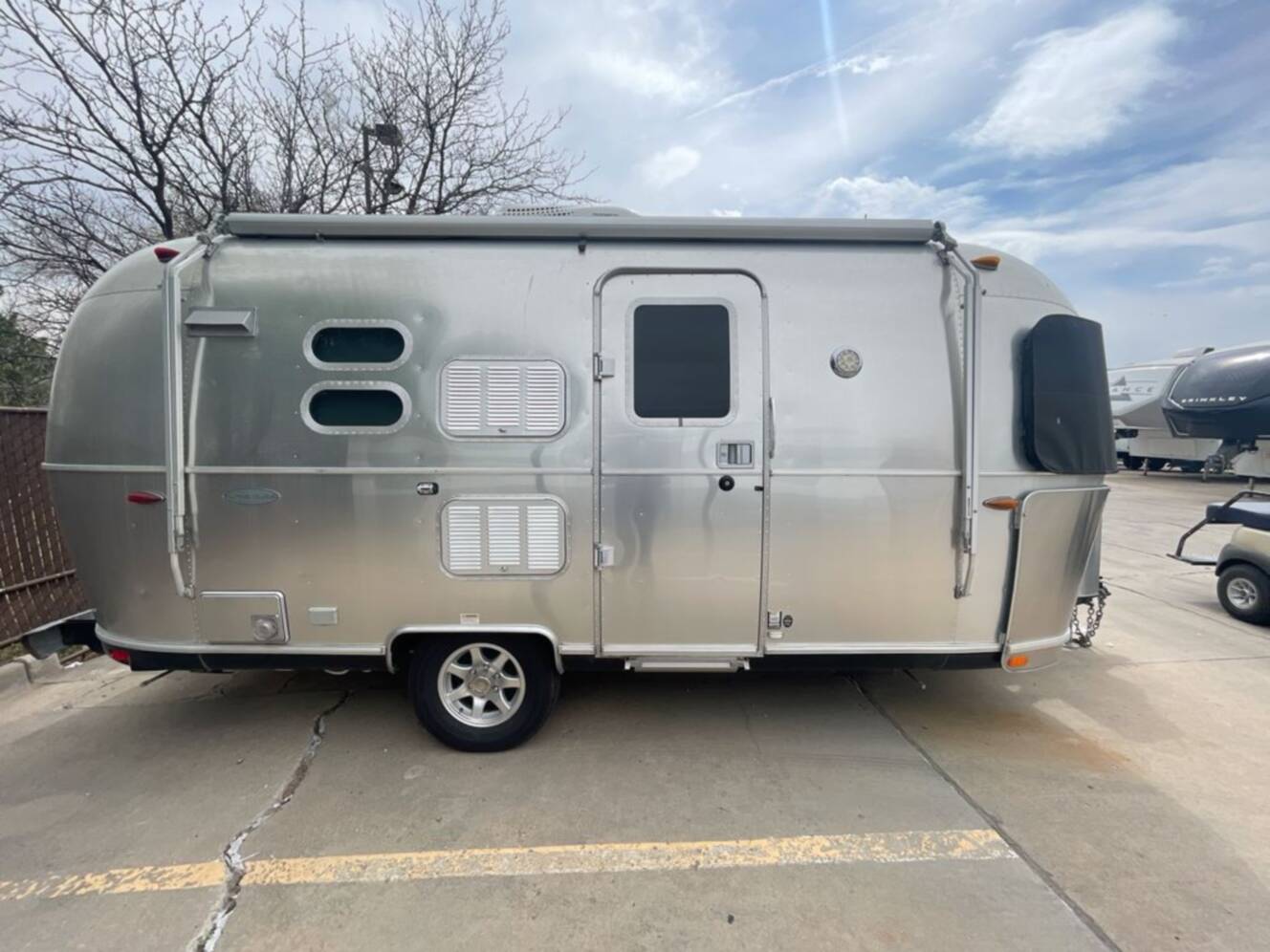 A photo of this 2018 Airstream Flying Cloud 20FB