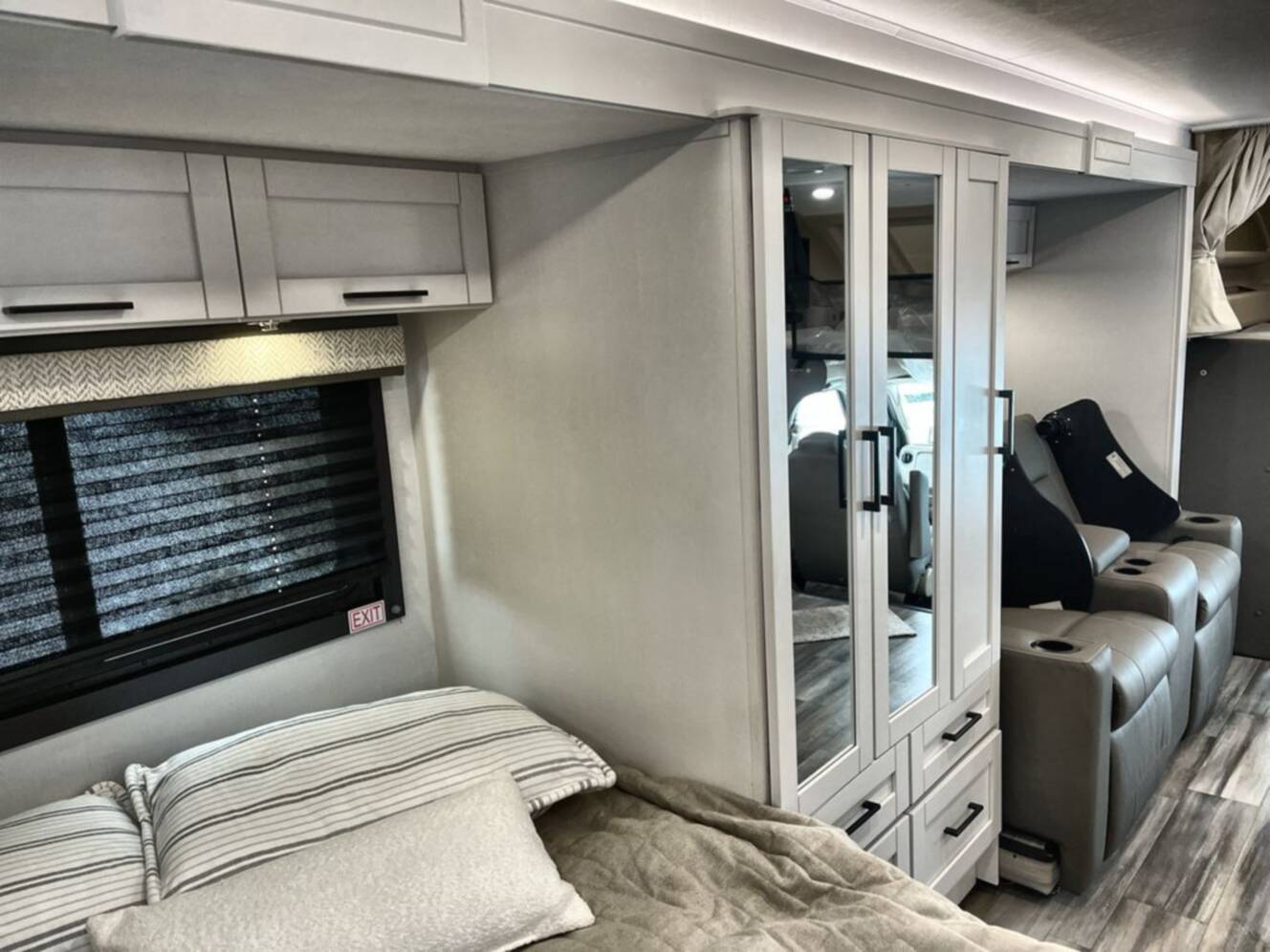 A photo of this 2026 Jayco Redhawk 24B