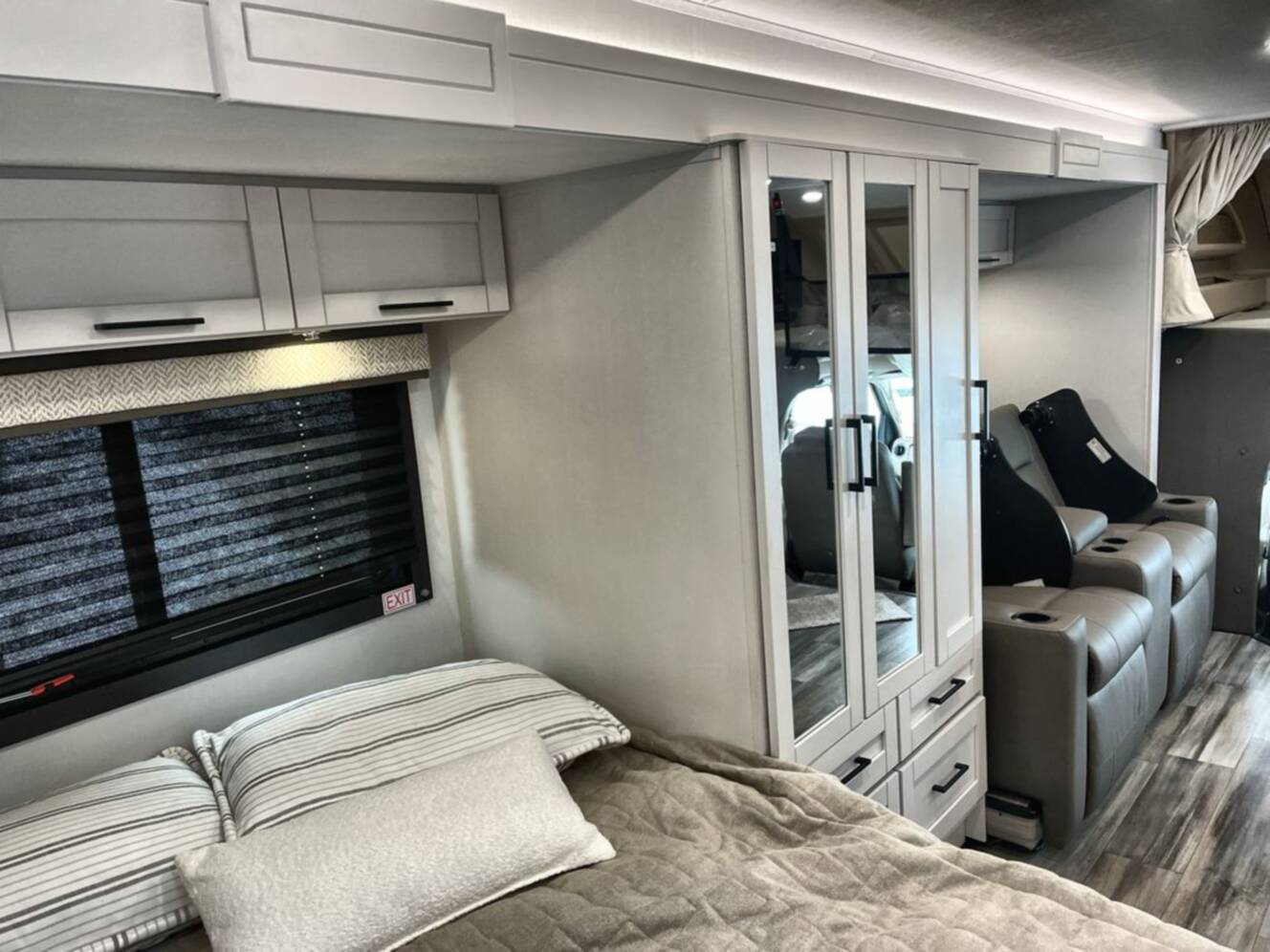 A photo of this 2026 Jayco Redhawk 24B