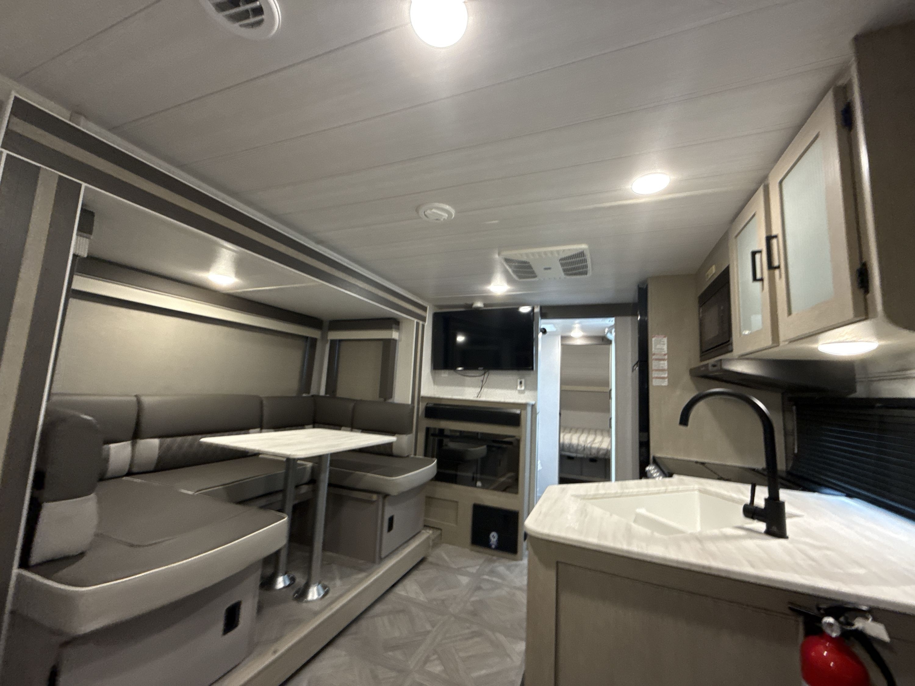 2023 Forest River WILDWOOD X-LITE 24RLXL in anniston AL