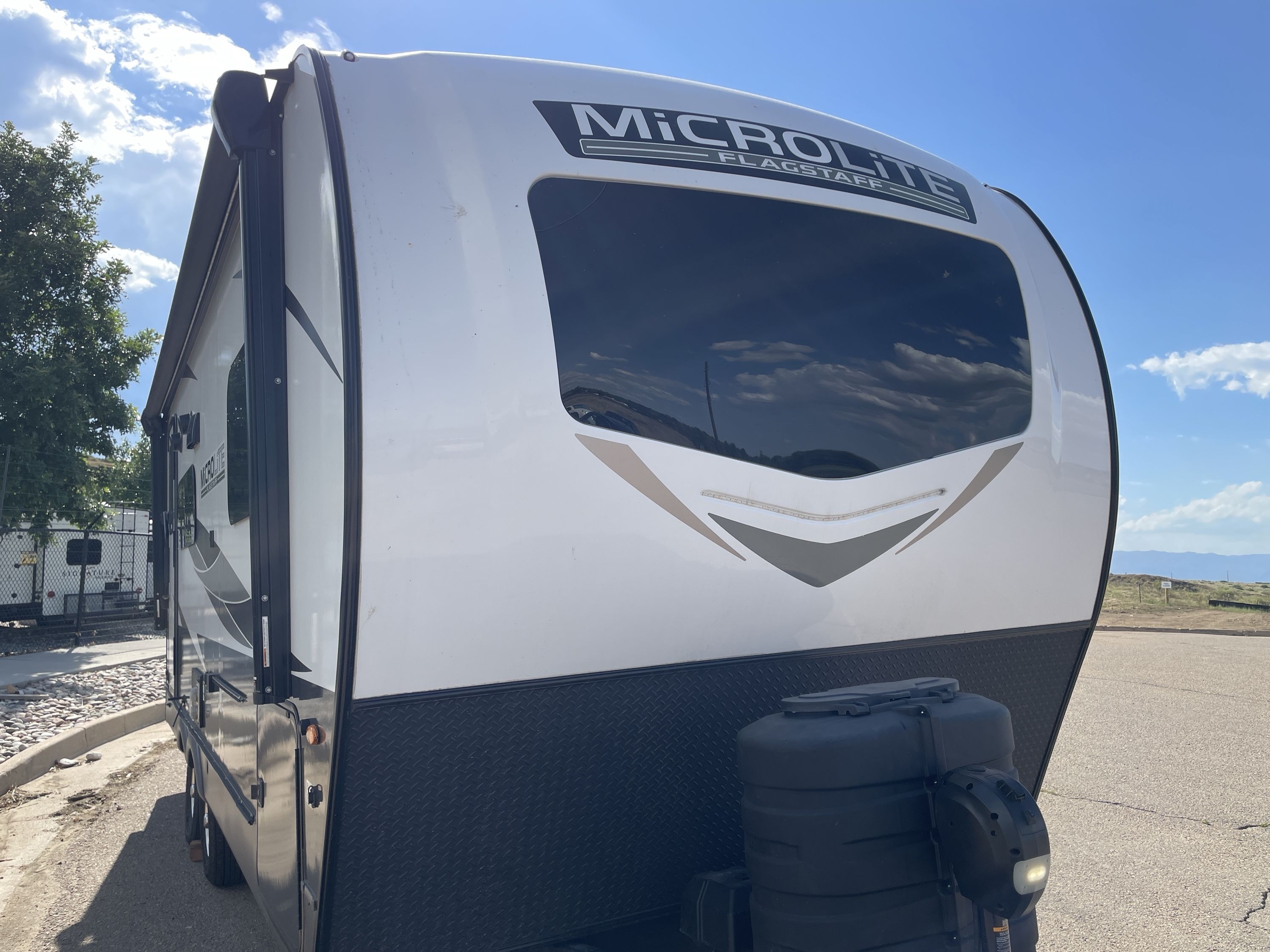 2025 Forest River FLAGSTAFF MICRO LITE 22FBS RV