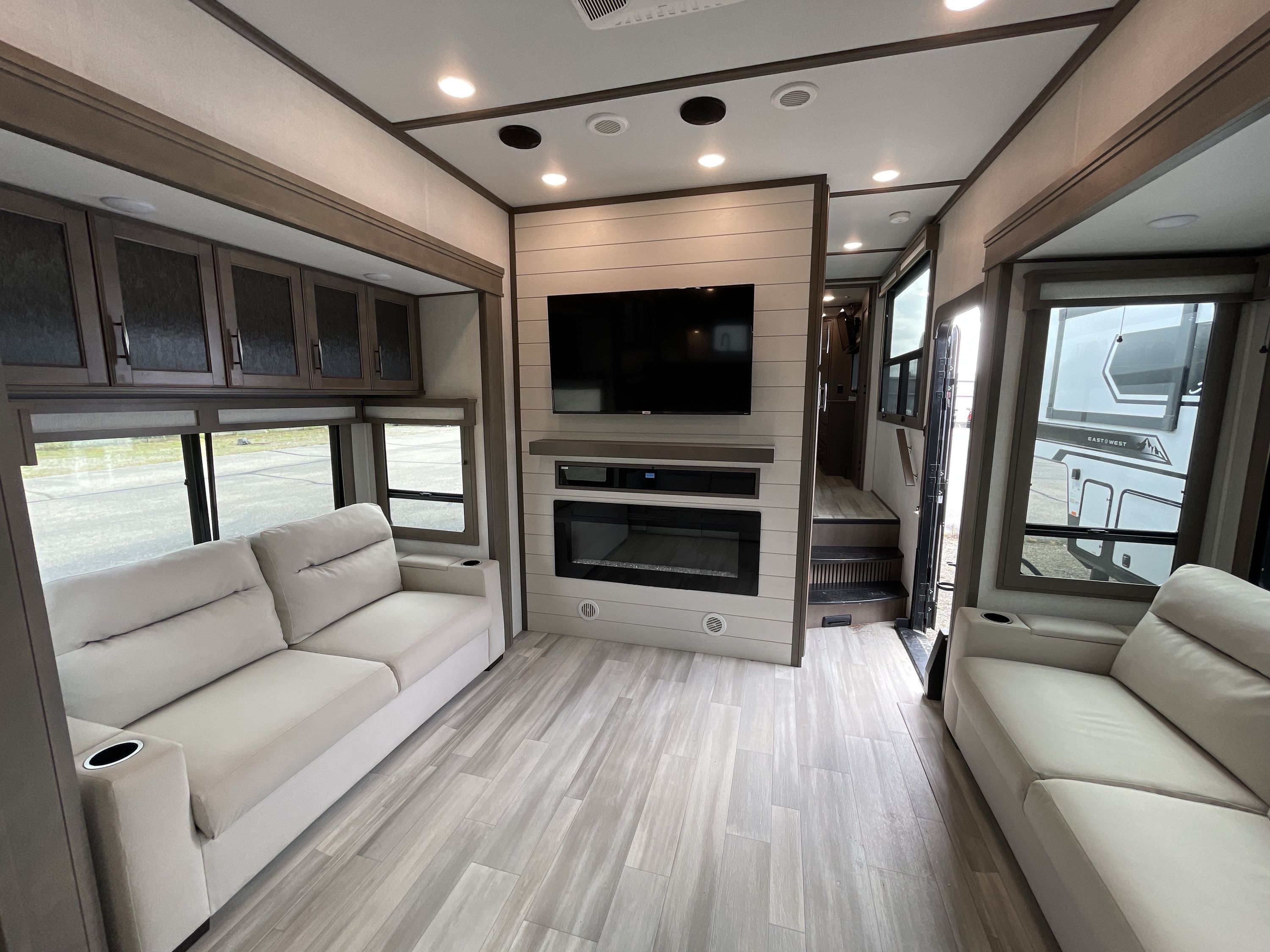 2023 Grand Design SOLITUDE 390RK in grand rapids MI