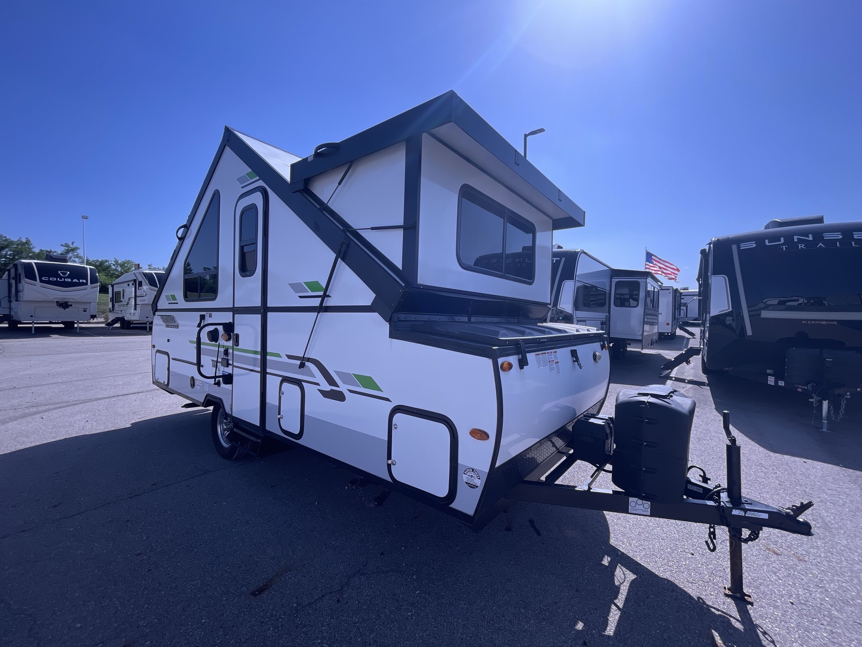 2021 Forest River ROCKWOOD HARD SIDE A214HW RV