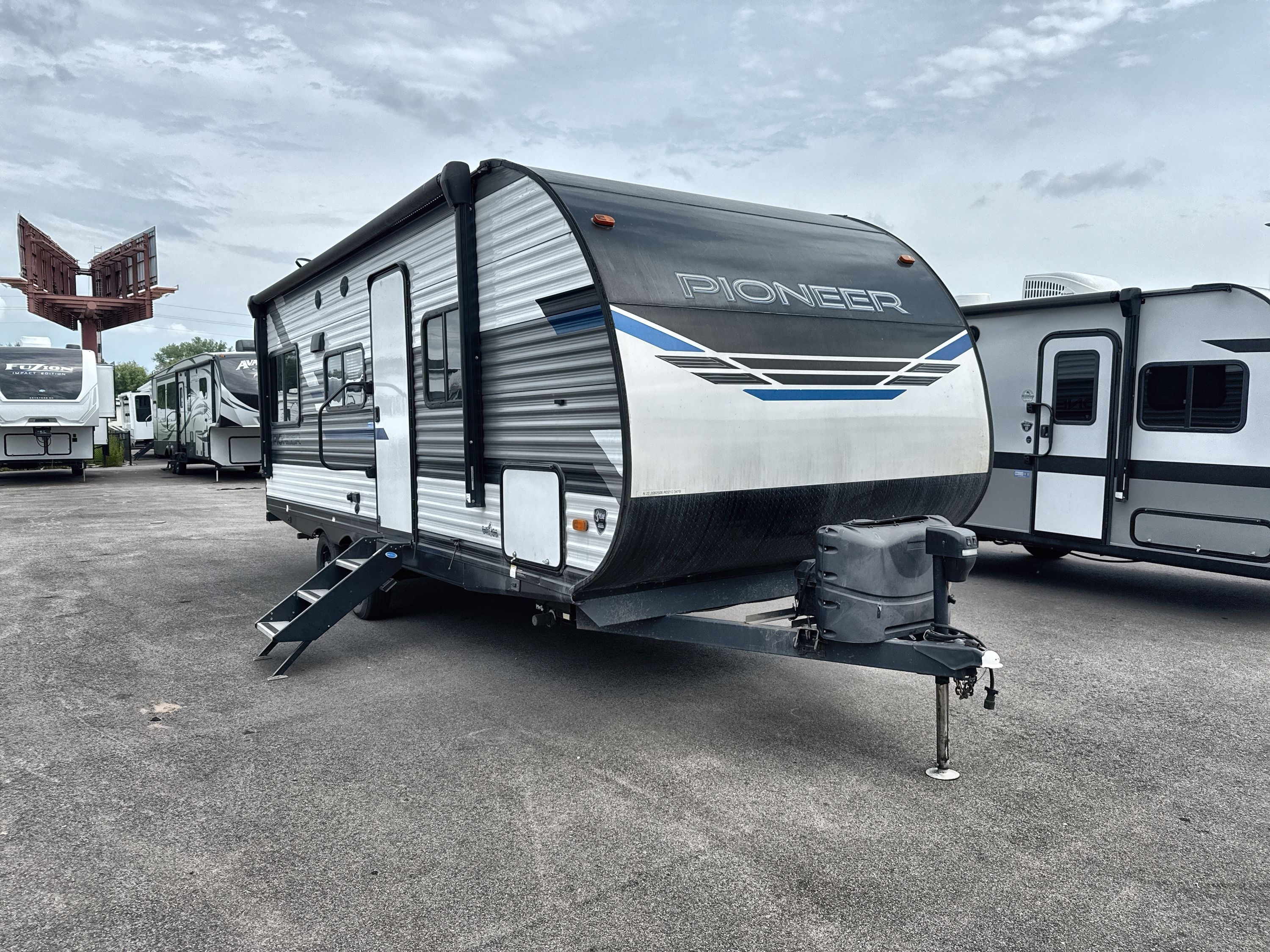 2022 Heartland PIONEER RD210 RV