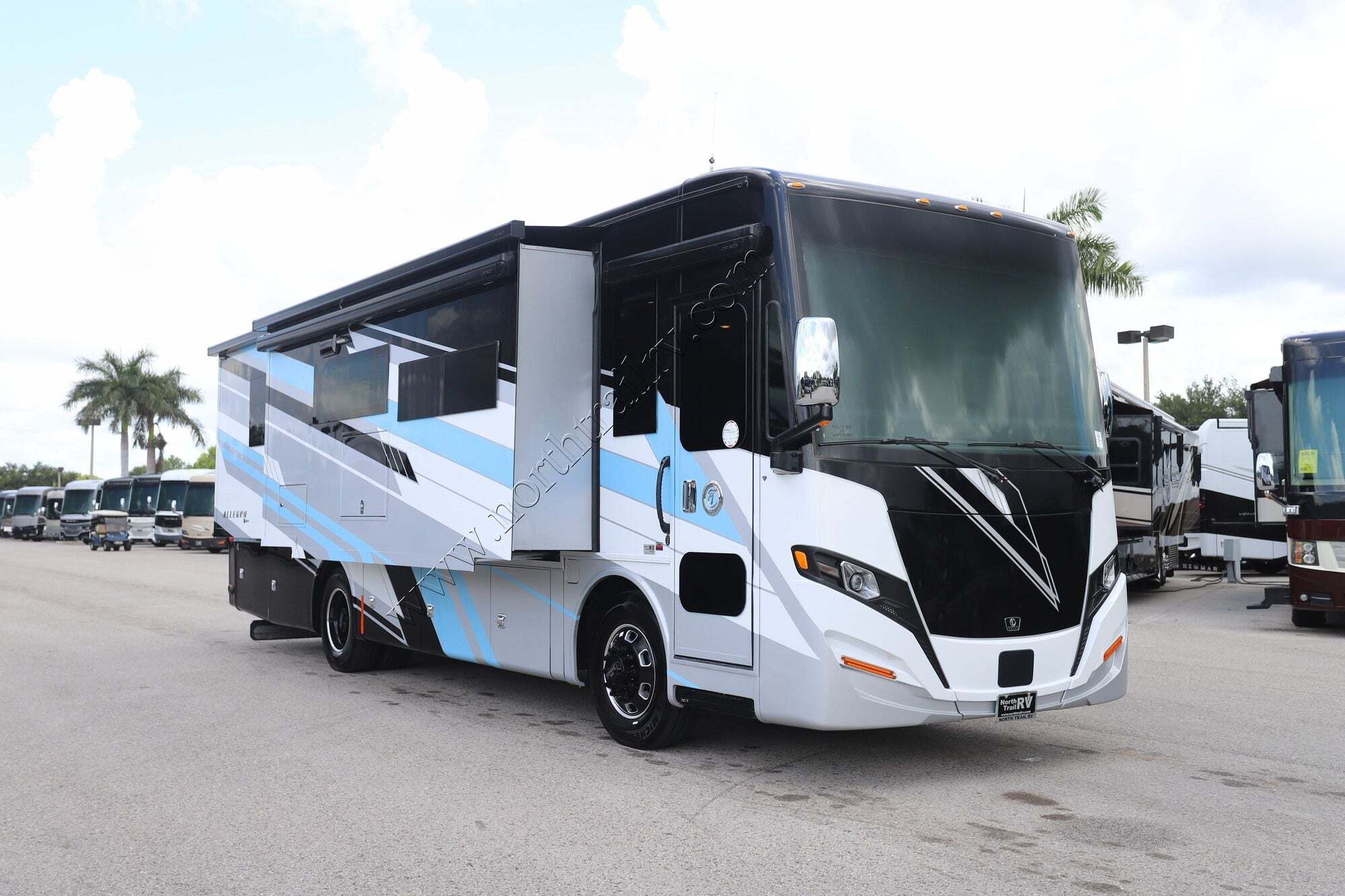 2027 Tiffin Motor Homes Allegro Red 33AA in ft. myers FL