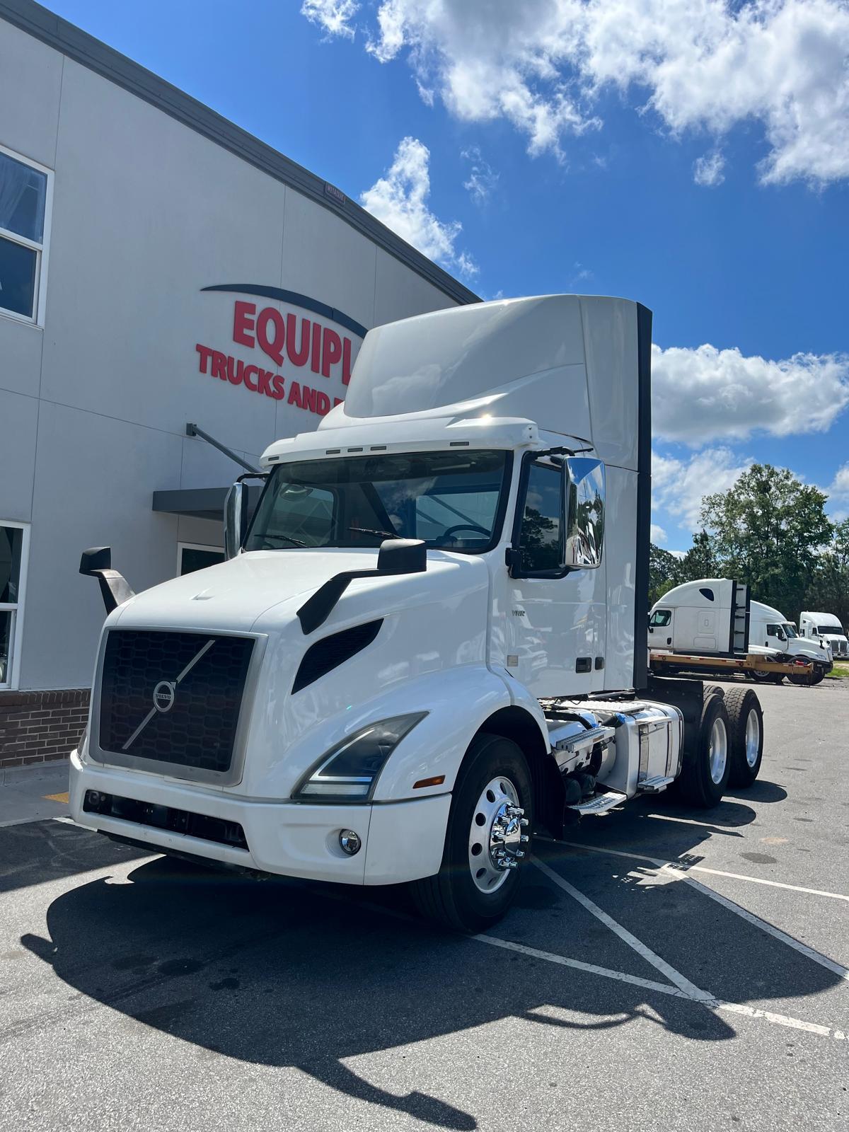 2019 VOLVO VNR in Port Wentworth, GA