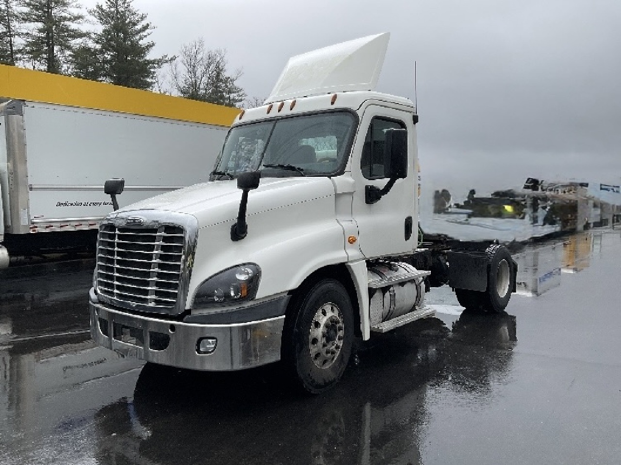 2018 FREIGHTLINER CASCADIA 125 in New Castle, DE