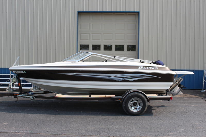 2008 Larson SEI 180 Fish & Ski 180 I/O FS/SF in