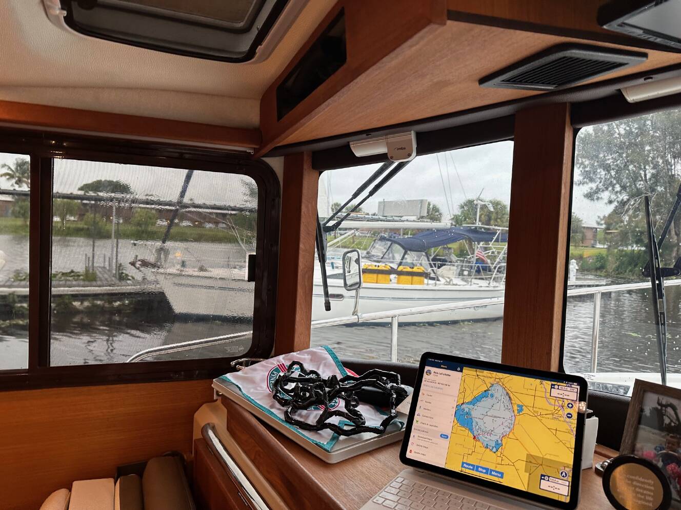 A photo of this 2015 Ranger Tugs R-31 CB