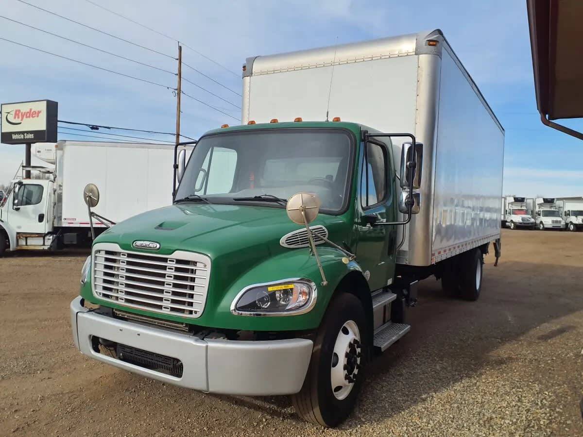 2019 FREIGHTLINER BUSINESS CLASS M2 106 in Commerce City, CO
