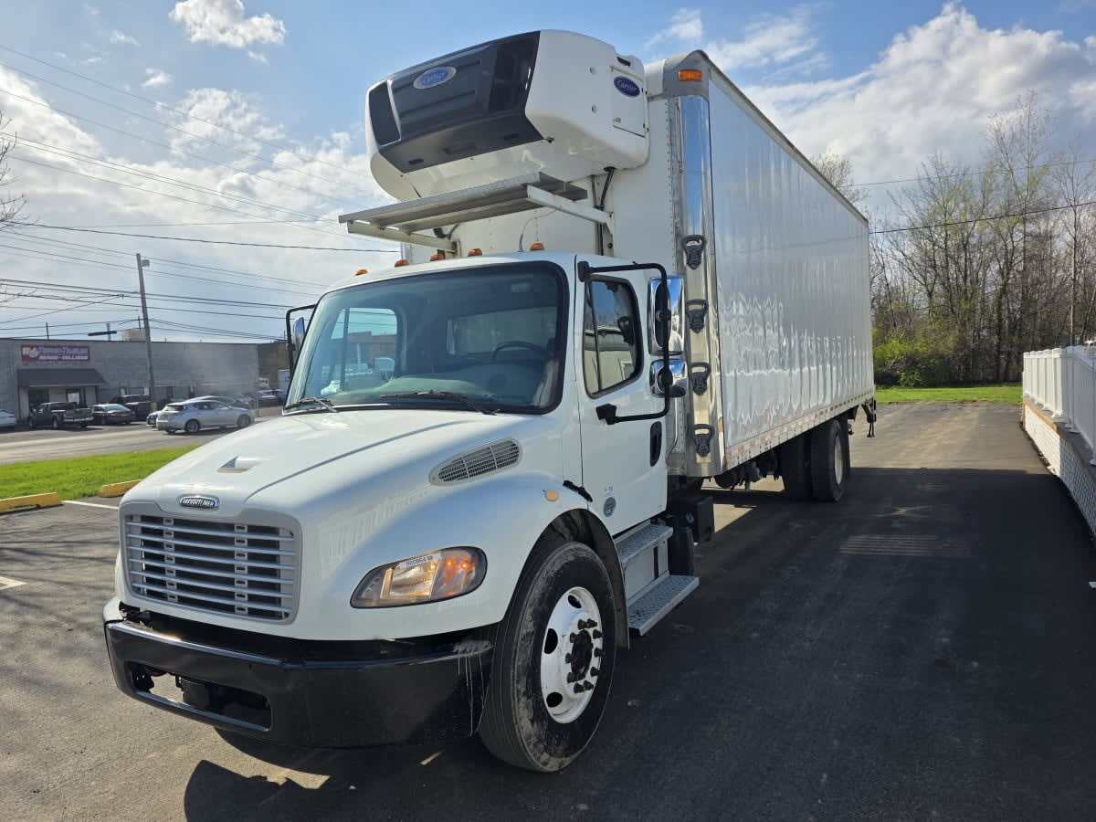 2019 FREIGHTLINER BUSINESS CLASS M2 106 in Bensalem, PA