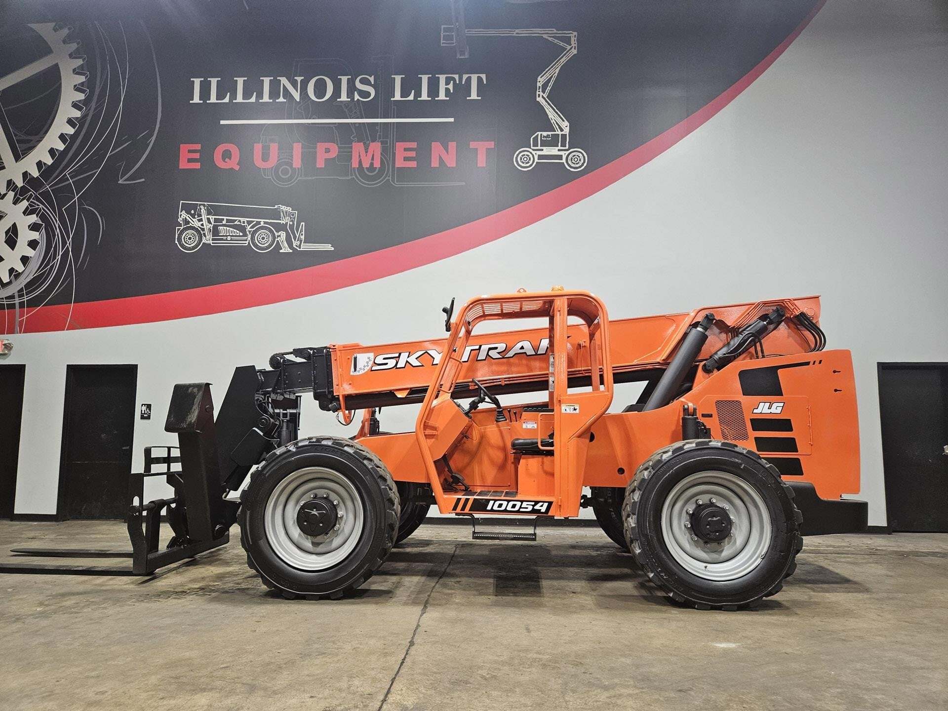 2017 SKY TRAK 10054 in Dallas, TX