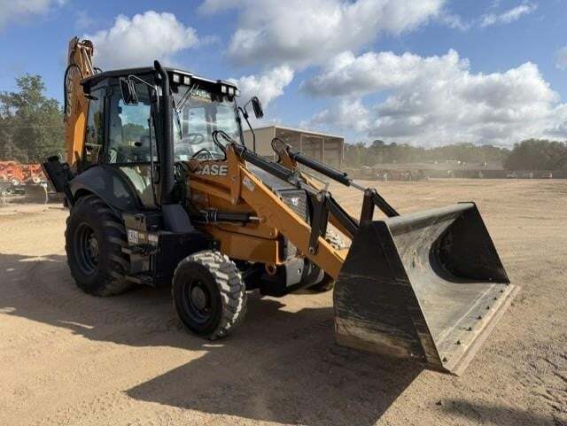 2025 CASE 580SV in Livingston, TX