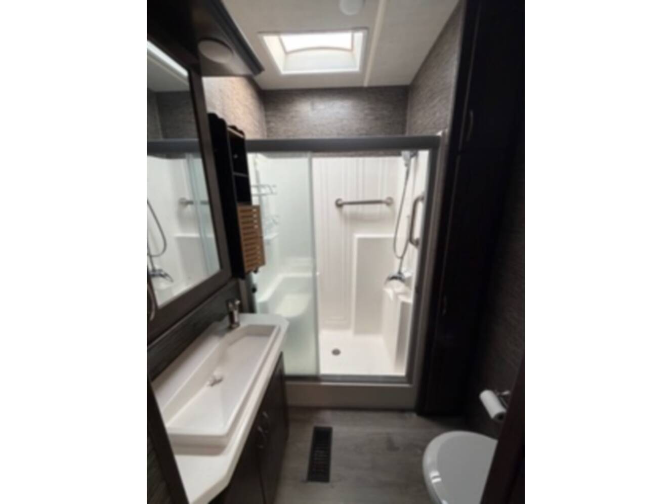 A photo of this 2021 Forest River CEDAR CREEK 40CCK