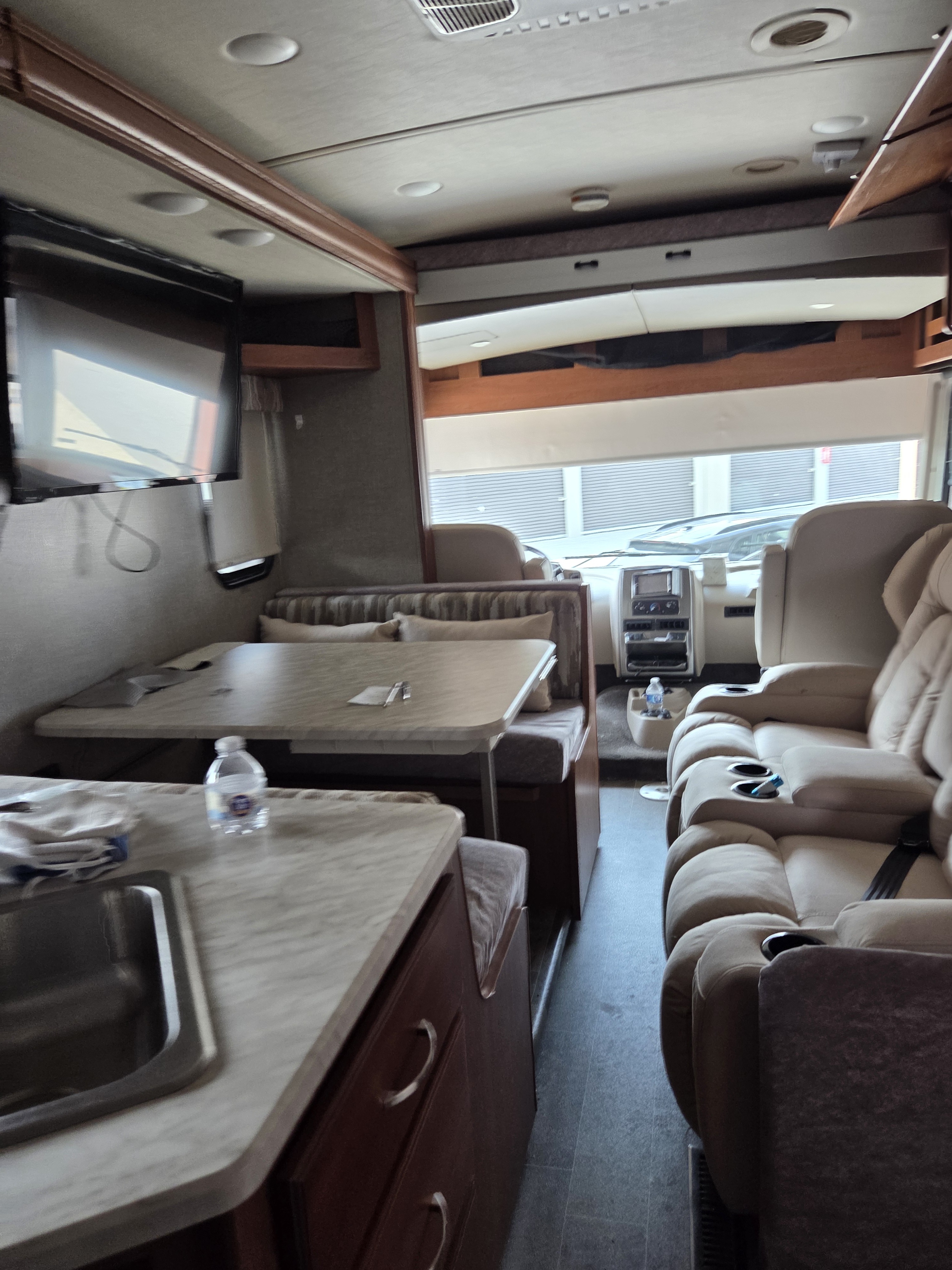 2019 Winnebago VISTA 27PE RV