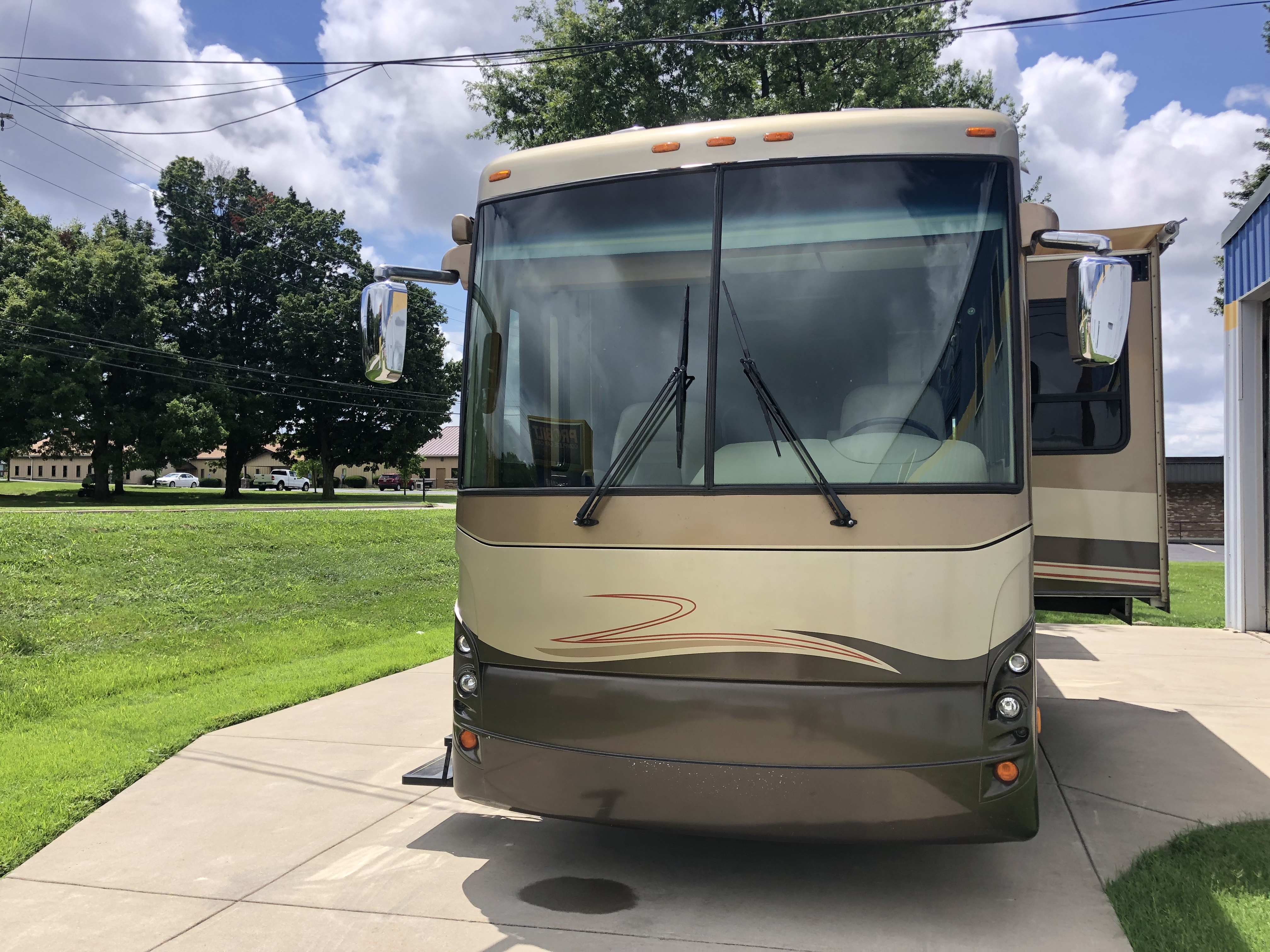 2006 Newmar DUTCH STAR 4023 in finchville KY