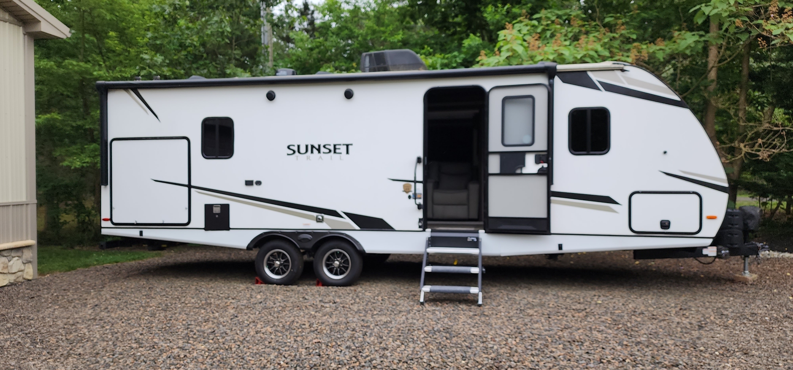 2022 Crossroads SUNSET TRAIL SUPER LITE SS253RB RV