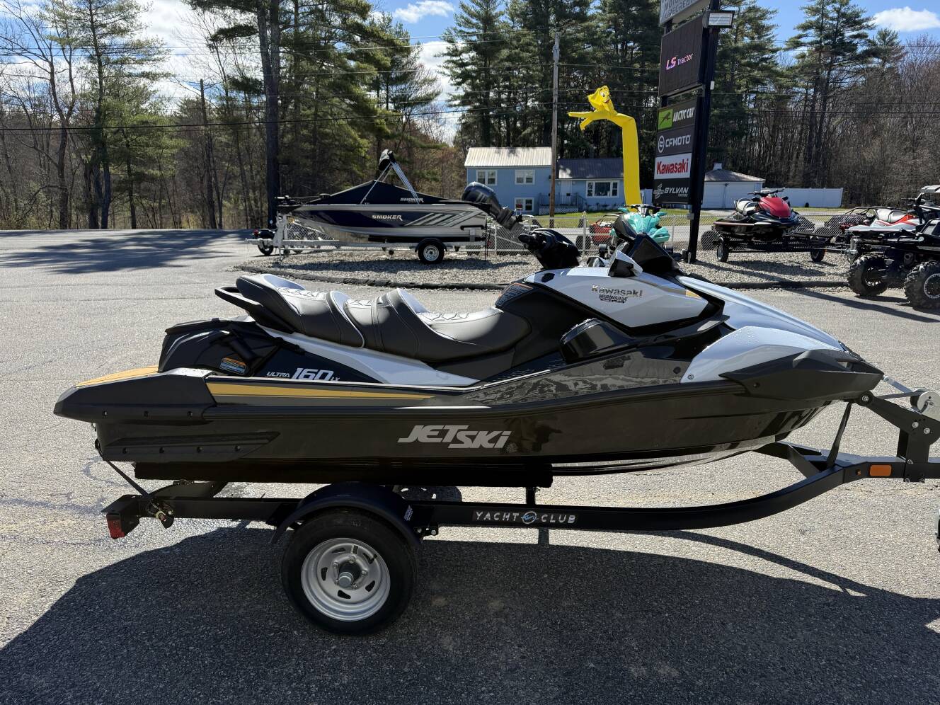 A photo of this 2026 Kawasaki Jet Ski® Ultra® 160LX
