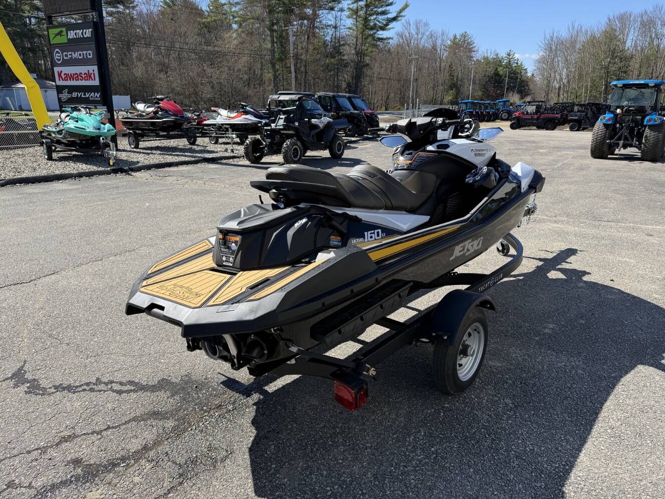 A photo of this 2026 Kawasaki Jet Ski® Ultra® 160LX