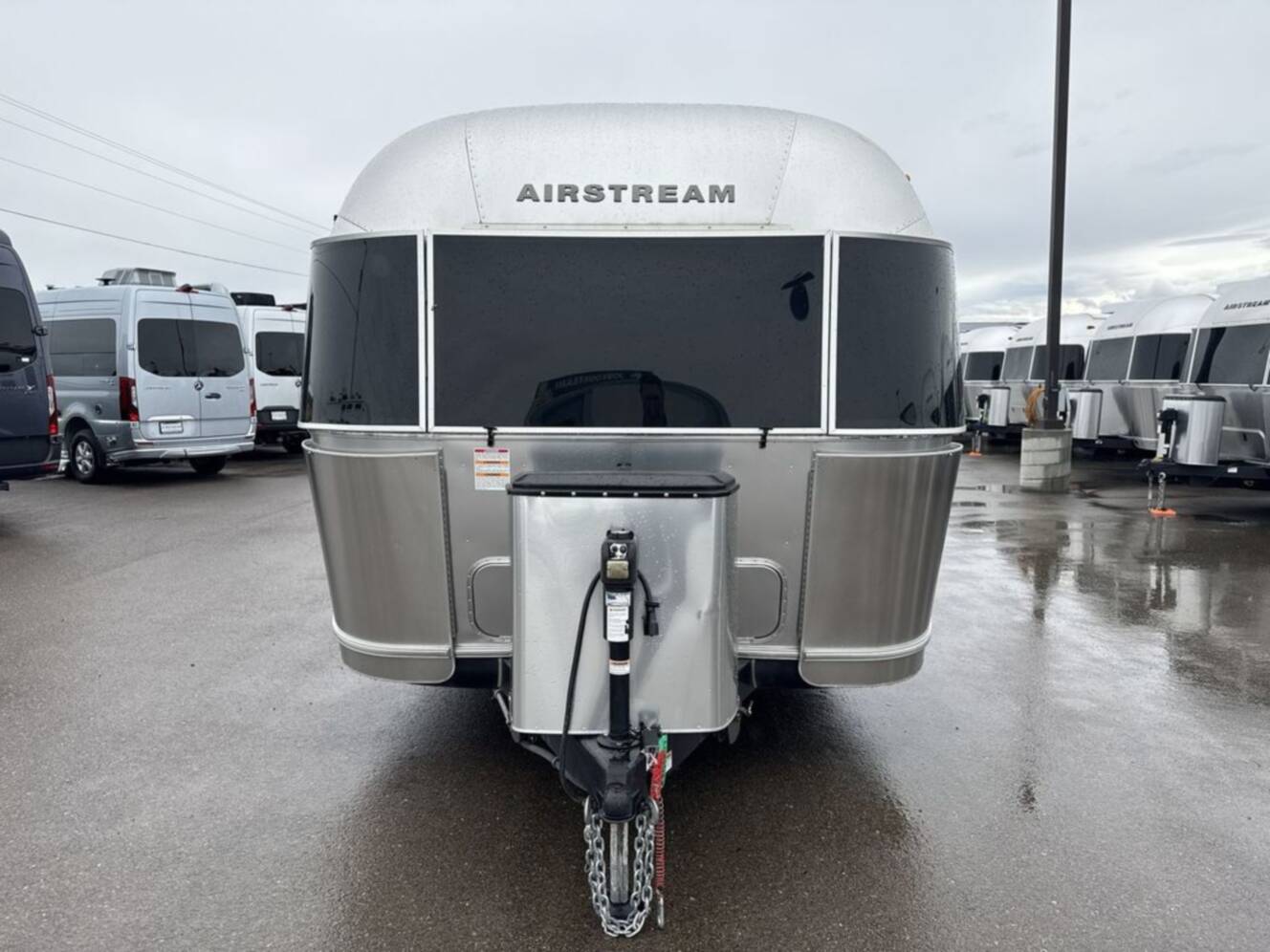 A photo of this 2021 Airstream International 27FB