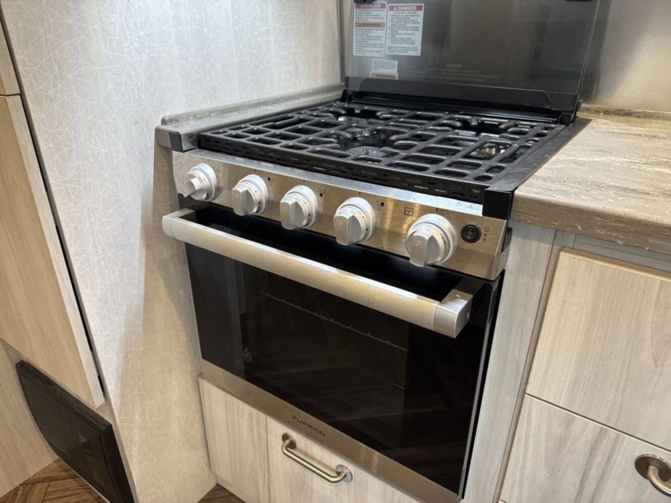 A photo of this 2021 Airstream International 27FB