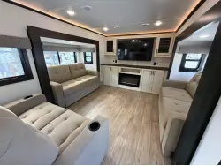 2027 Forest River Sabre 37FLH