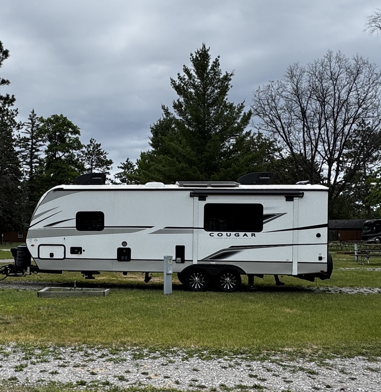 2024 Keystone COUGAR HALF-TON 25MLE in ludington MI