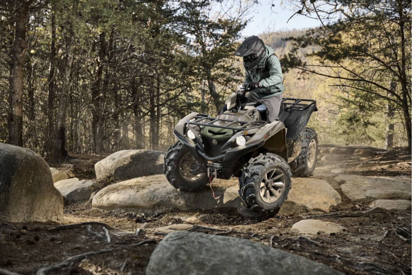 A photo of this 2027 Yamaha Grizzly EPS XT-R